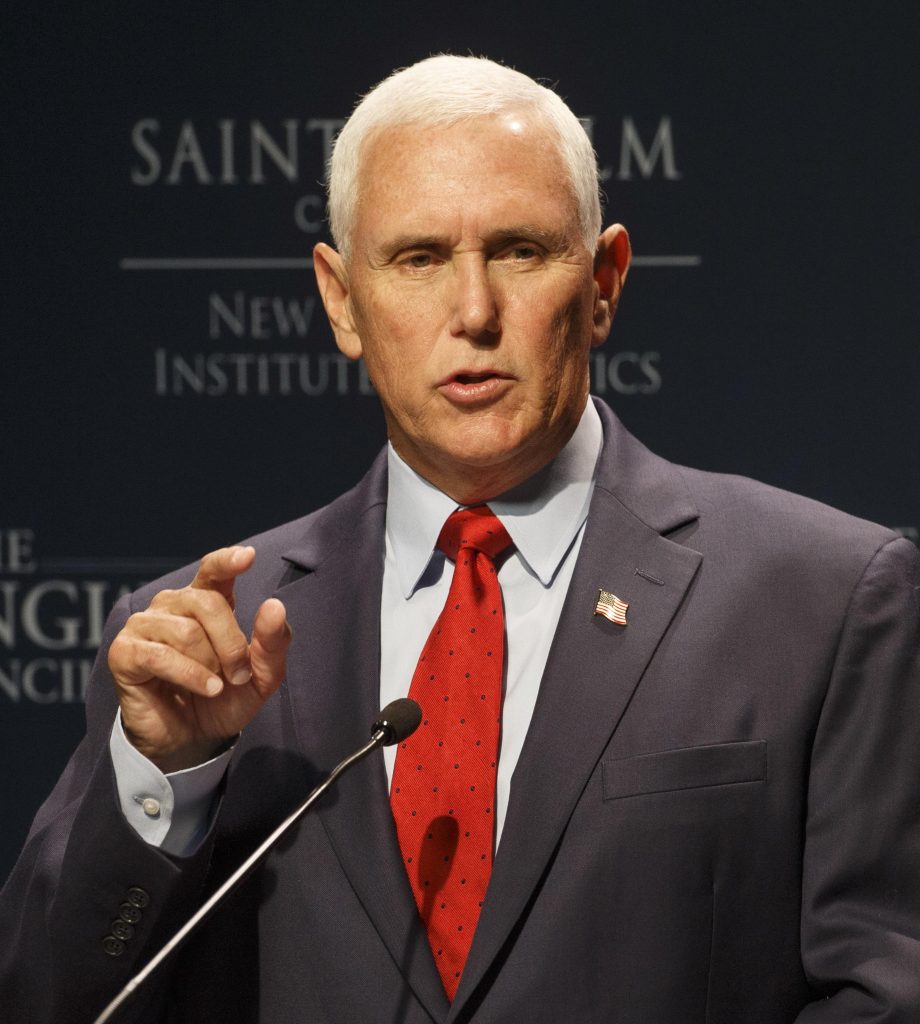 Fbi, nuovo documento riservato a casa di Mike Pence