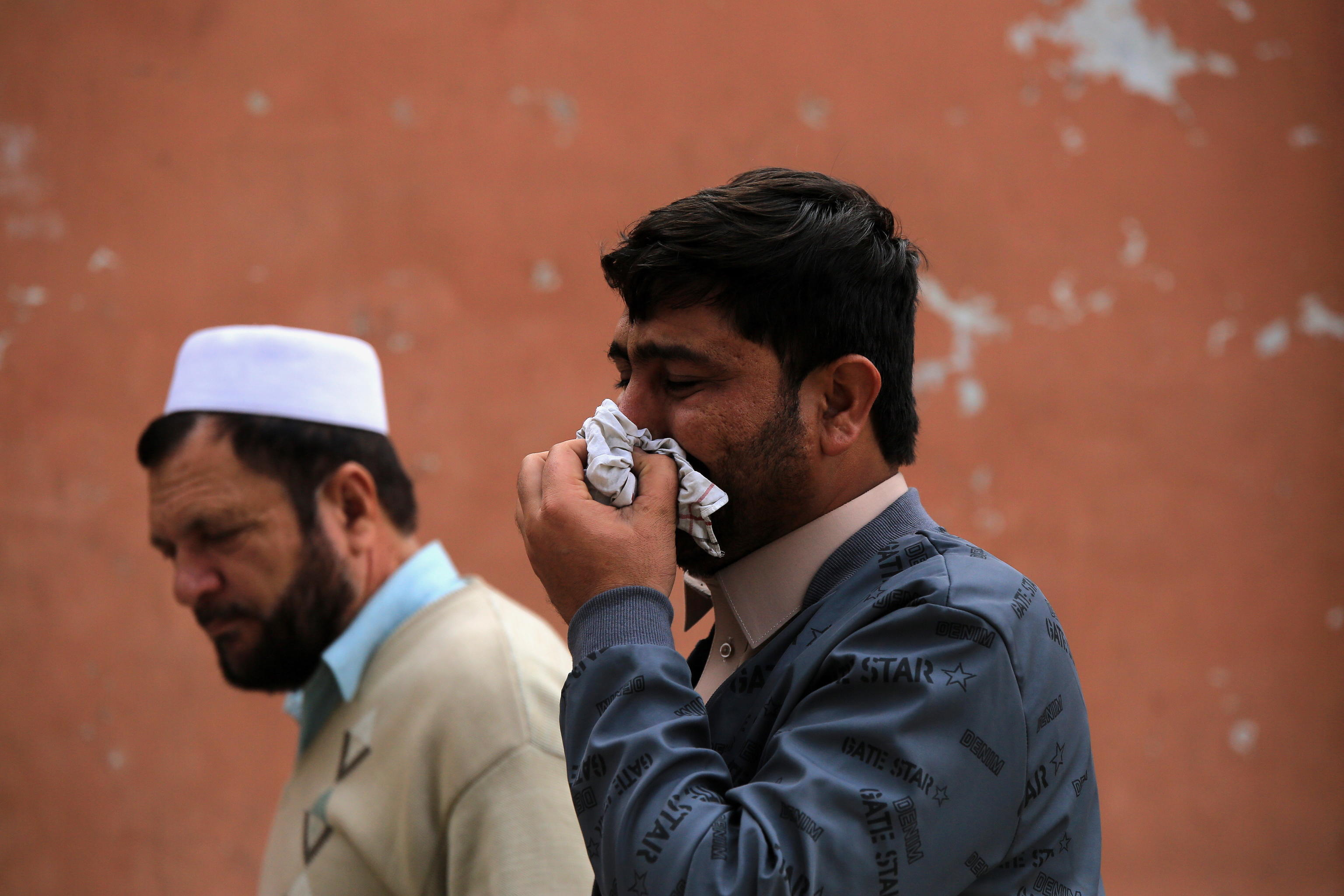EPA/ARSHAD ARBAB attentaot moschea talebani polizia pakistan