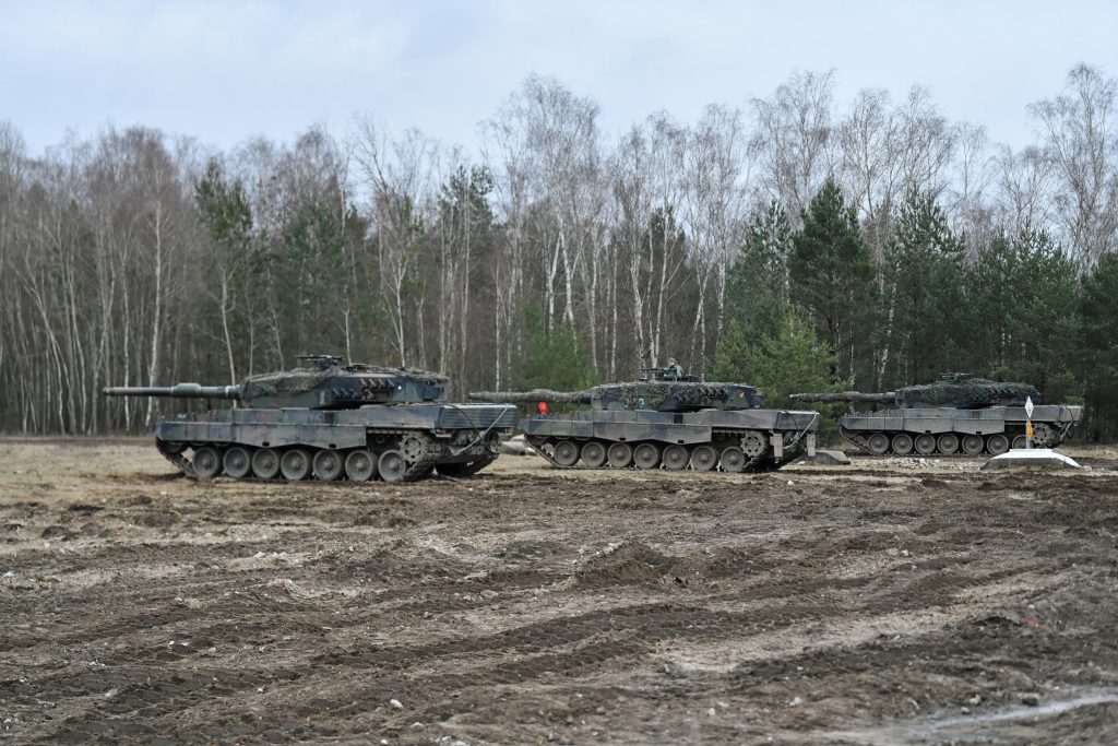 Tank Leopard in consegna in Ucraina a marzo