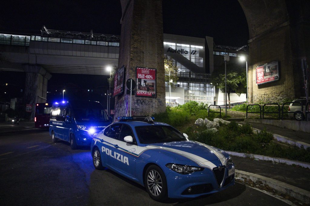 Giornalista aggredita a Roma da supporter del regime cubano