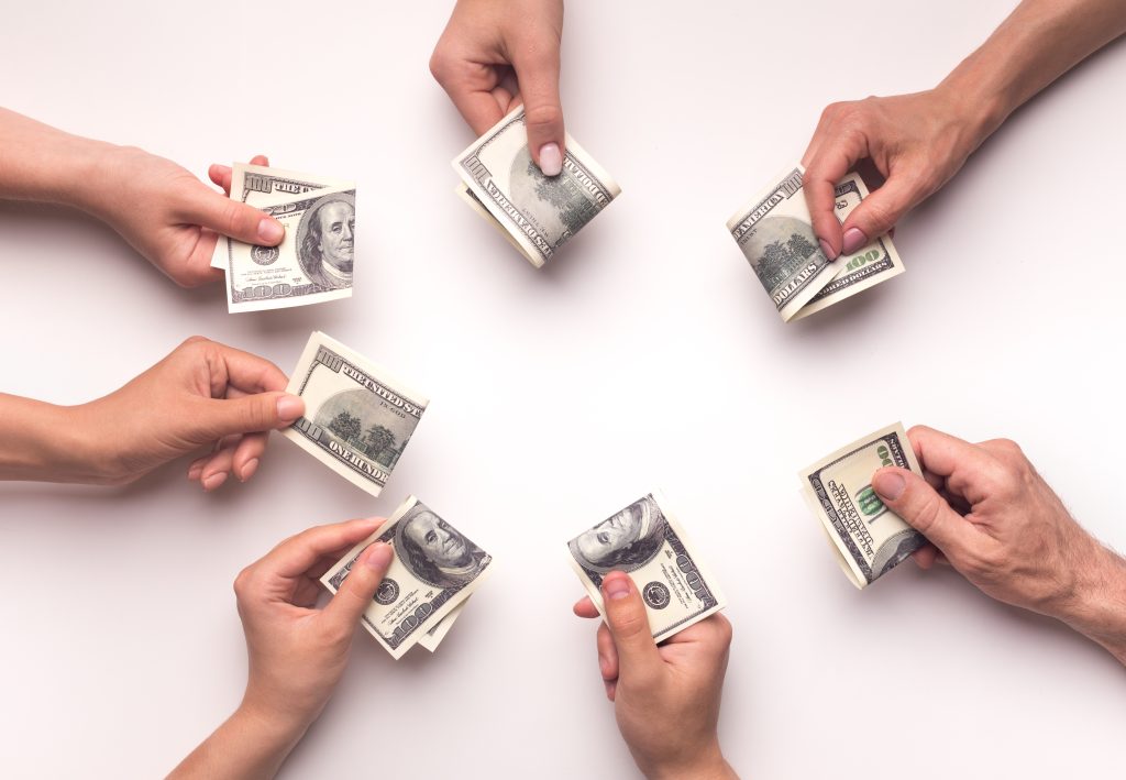 Educazione finanziaria – Crowdfunding: cos’è e come funziona in Italia