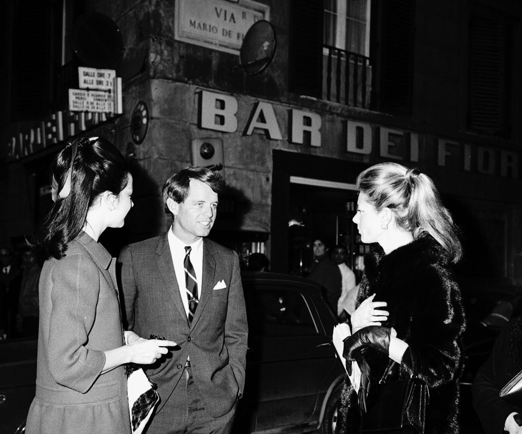 Negata libertà vigilata a Sirhan Sirhan, l’assassino di Bob Kennedy