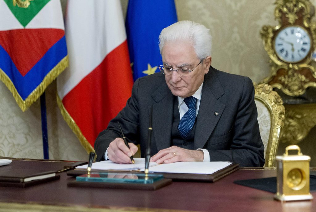 Mattarella firma il decreto Caivano