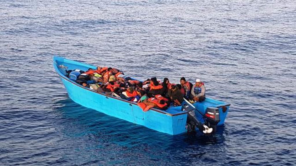 Naufragio al largo delle coste turche, quattro morti