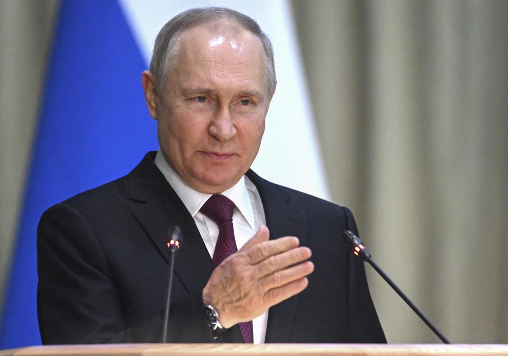 Putin firma, fuori Mosca dal Trattato sulle forze convenzionali Europa
