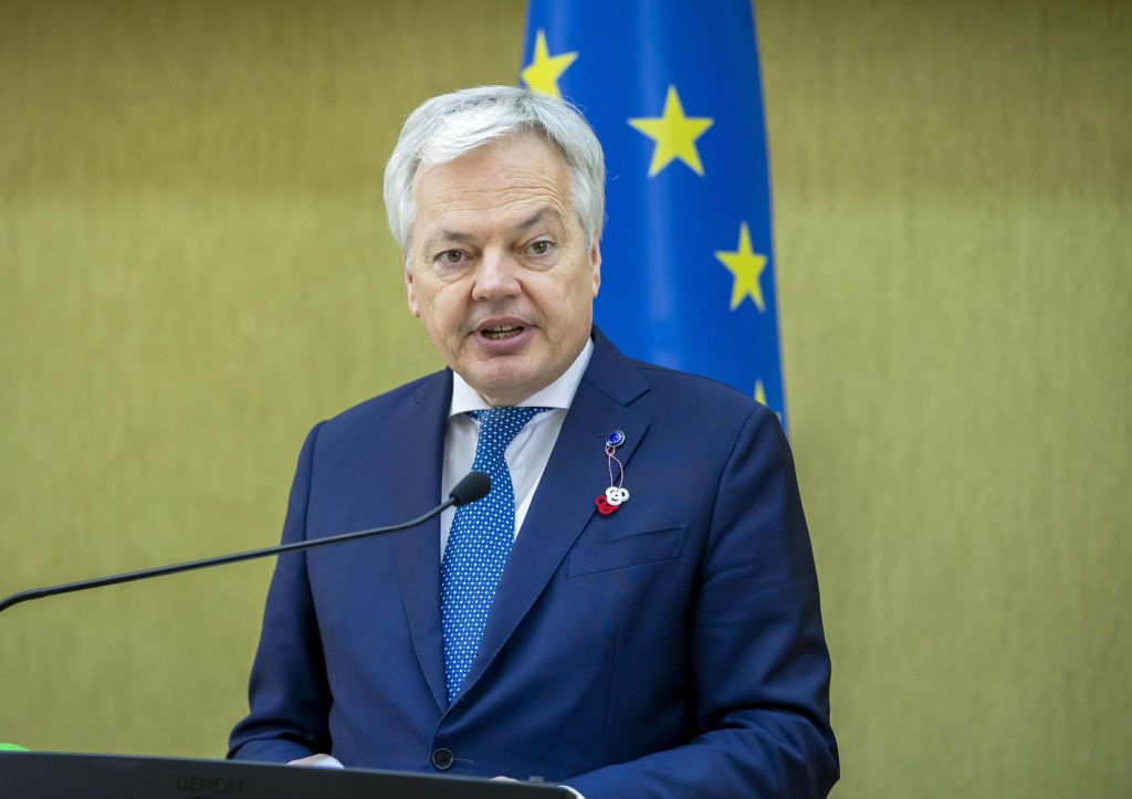 Coppie omogenitoriali, Ue: “Paesi obbligati a riconoscere diritti dei figli”