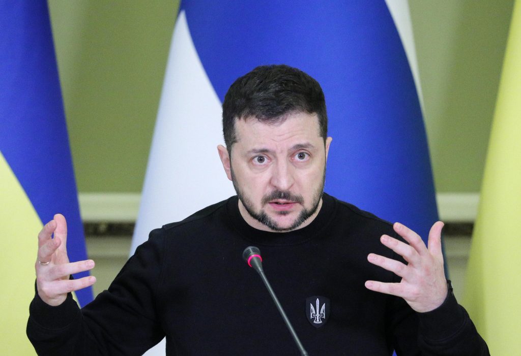 Zelensky: “necessari ulteriori aiuti militari”