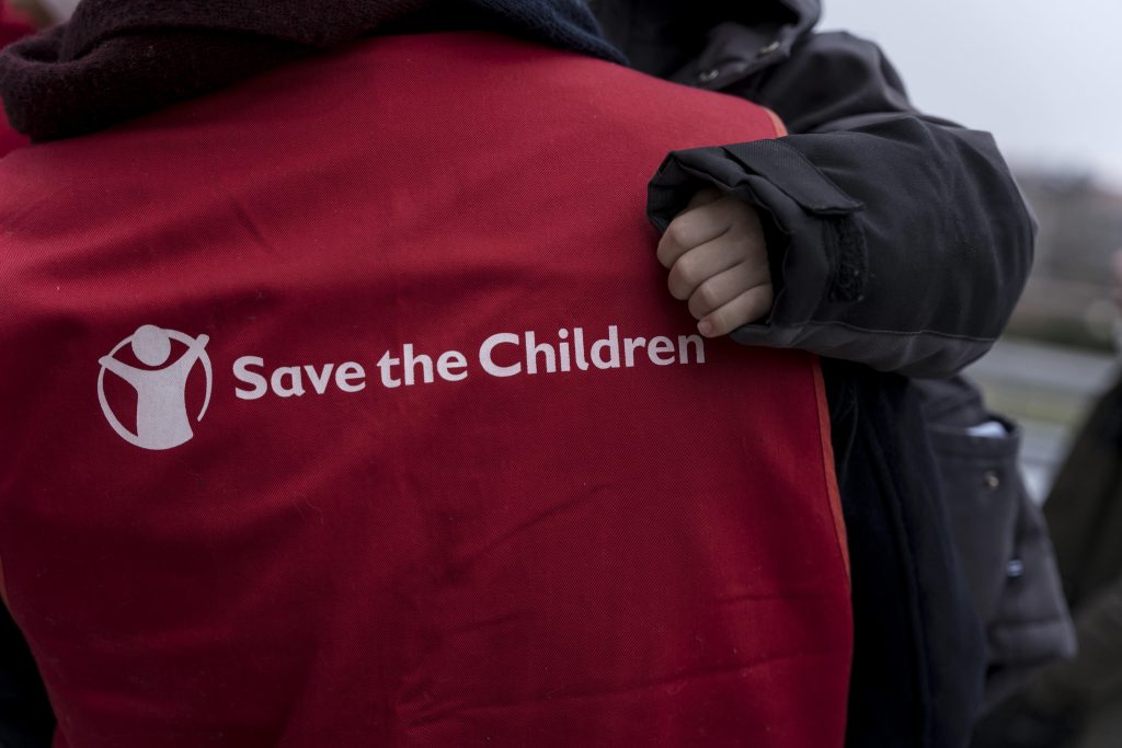 Save The Children: oltre 19 milioni di bambini europei sull’orlo della povertà