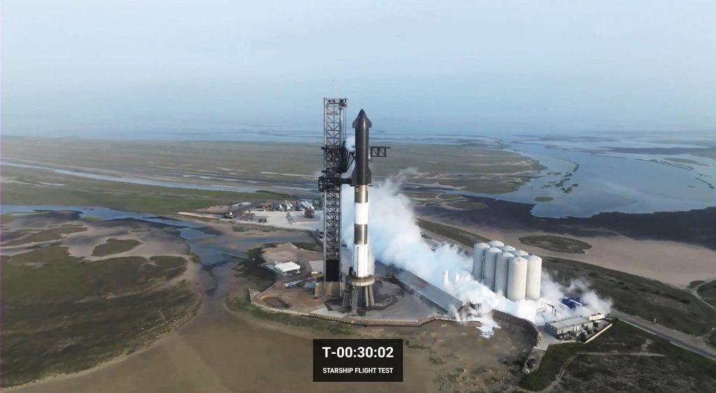 Starship, razzo esploso dopo quattro minuti dal lancio