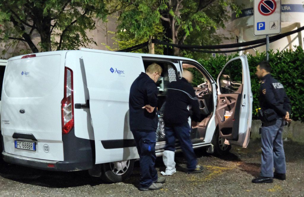 Duplice omicidio a Treviso, confessa il fratello