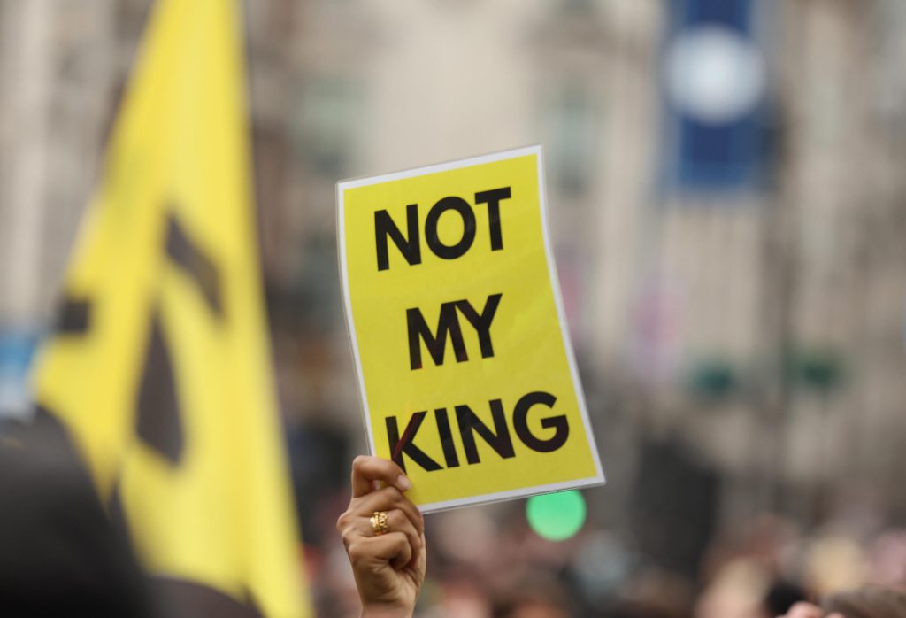 Contro la Monarchia, proteste a Trafalgar Square