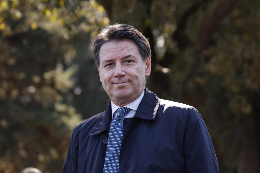 Conte sul Pd: “dialogo ma no ad alleanza strutturale”