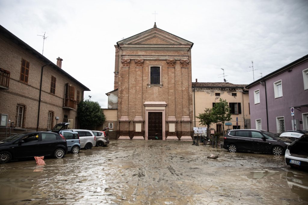 Alluvione Emilia-Romagna, 10mila persone evacuate