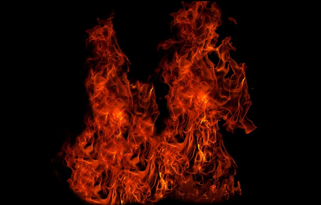 Incendio in Germania, morto un bambino e 8 feriti