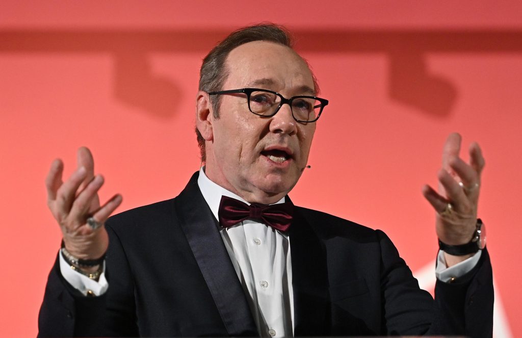 Kevin Spacey a processo ma pronto a tornare sul set