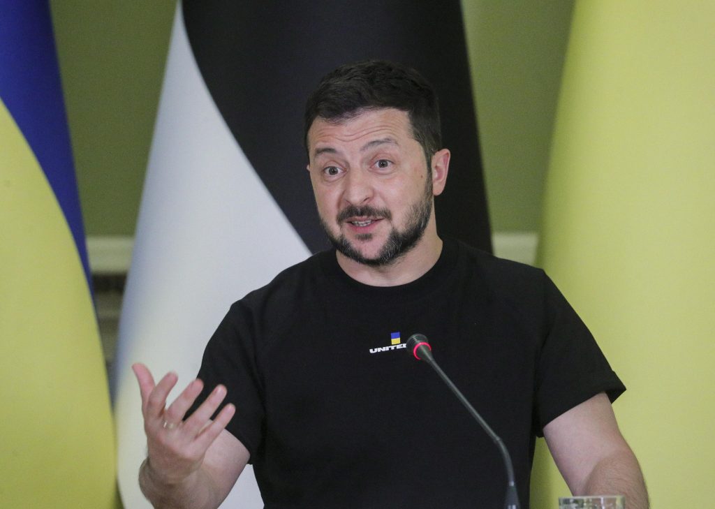 Zelensky: “battaglia dura ma andiamo avanti”