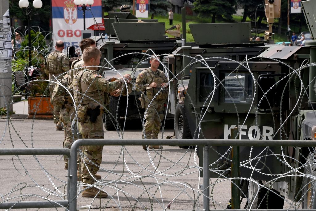Kosovo, rientrati in Italia 15 militari della Kfor