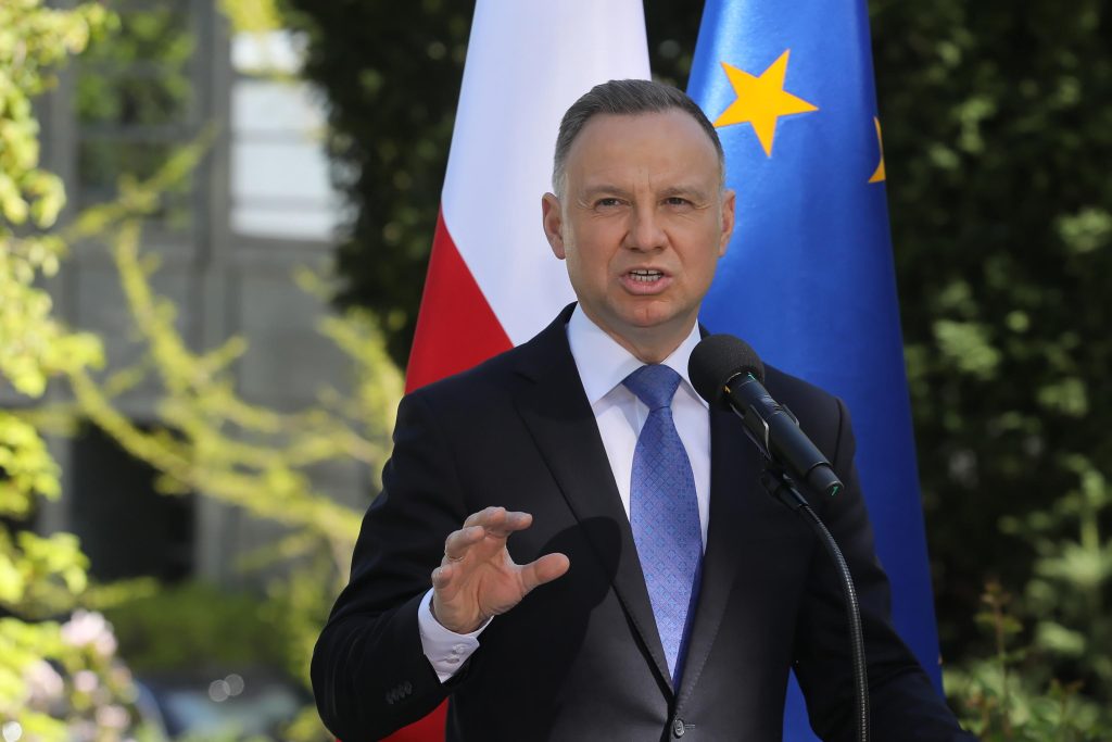Legge anti-influenze russe, Ue bacchetta Varsavia