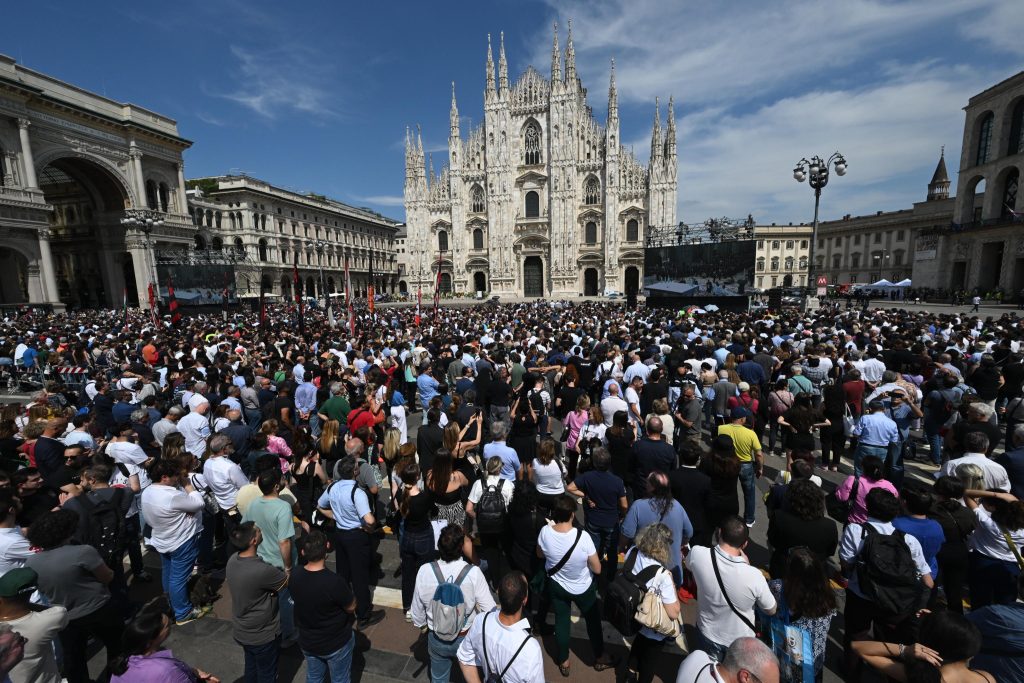 Politica, spettacolo, sport: ultimo saluto