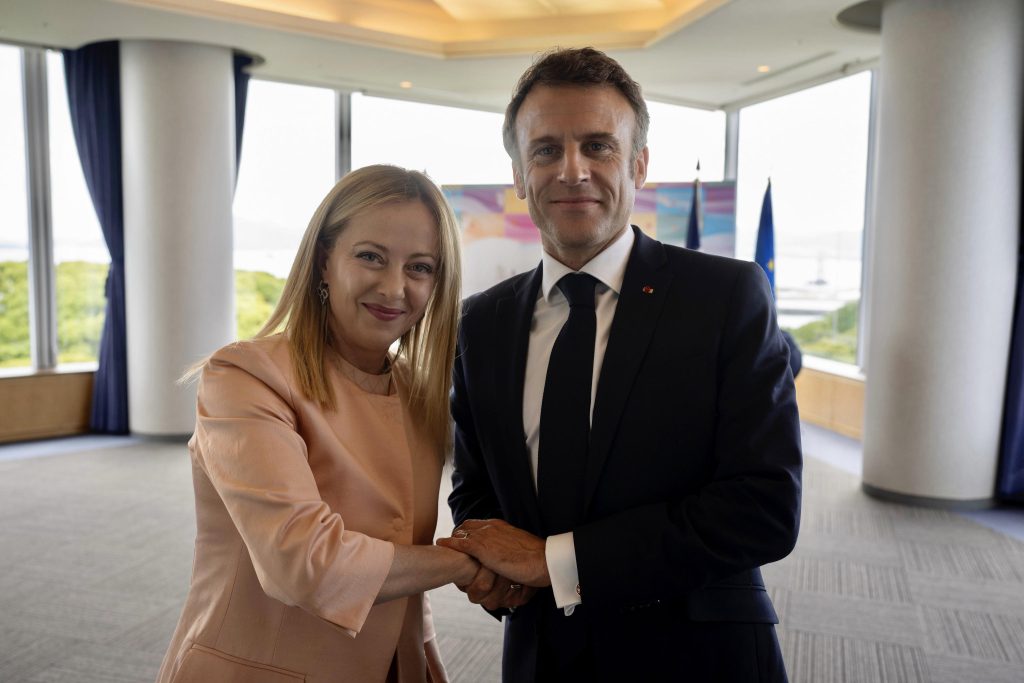 Domani incontro Macron-Meloni all’Eliseo