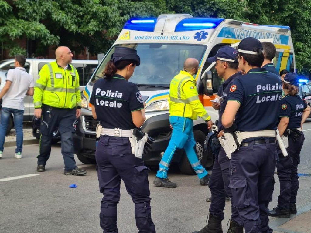 Milano, rissa tra 60 persone: aperta indagine