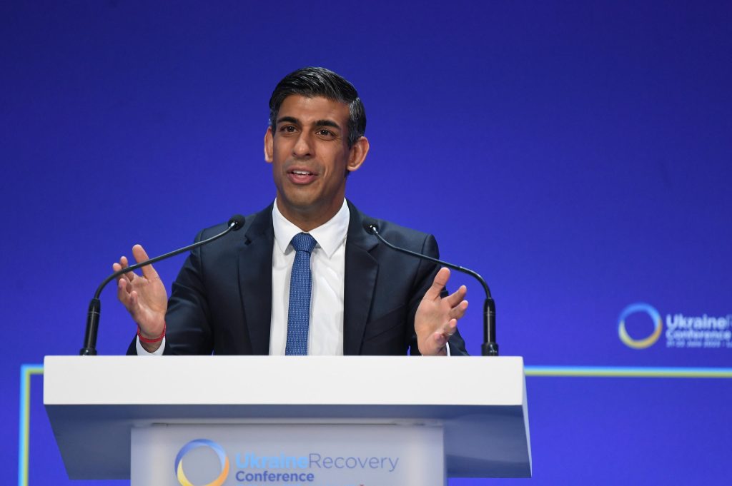 I Tory chiedono taglio immigrazione a Sunak