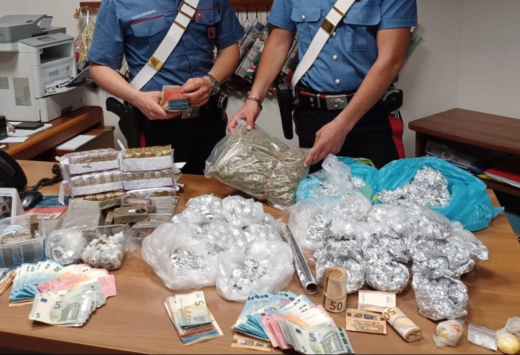 Specializzati in vendita di hashish sgominata banda in Liguria