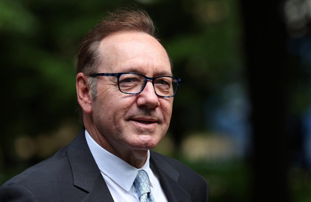 Processo Spacey: “ho perso tutto”