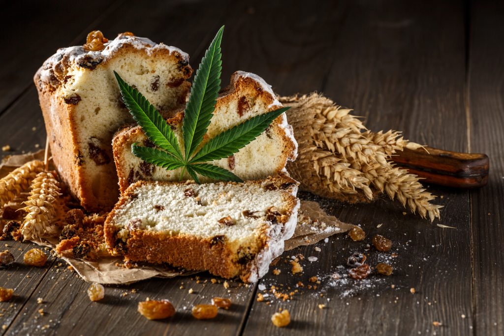 Universitari mangiano torta alla marijuana, ricoverati a Monza