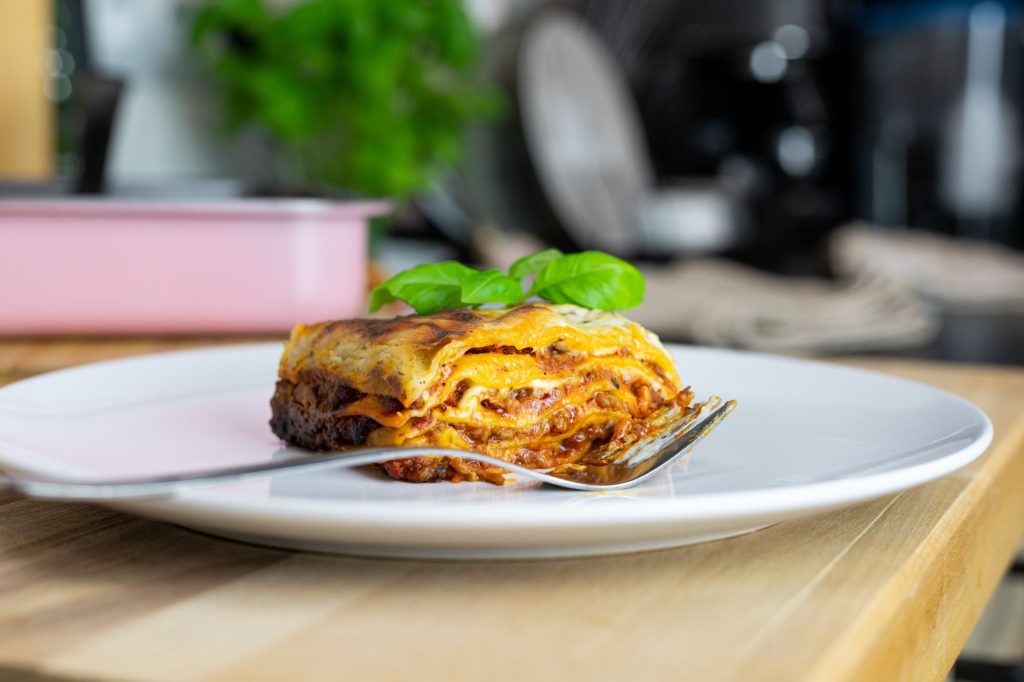 Lasagna: un viaggio gustoso tra origini, storia e curiosità