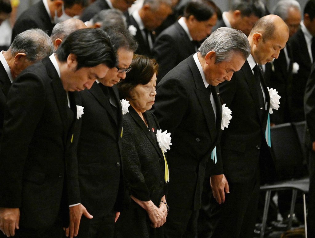 A Nagasaki si celebrano le vittime della bomba atomica