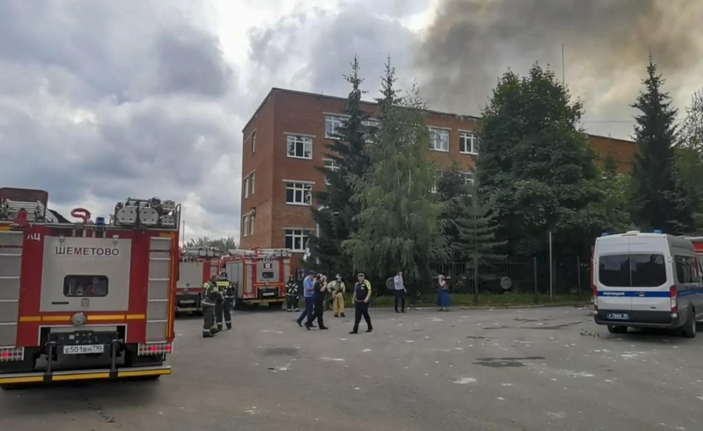 Esplode deposito fuochi d’artificio in Russia, una vittima