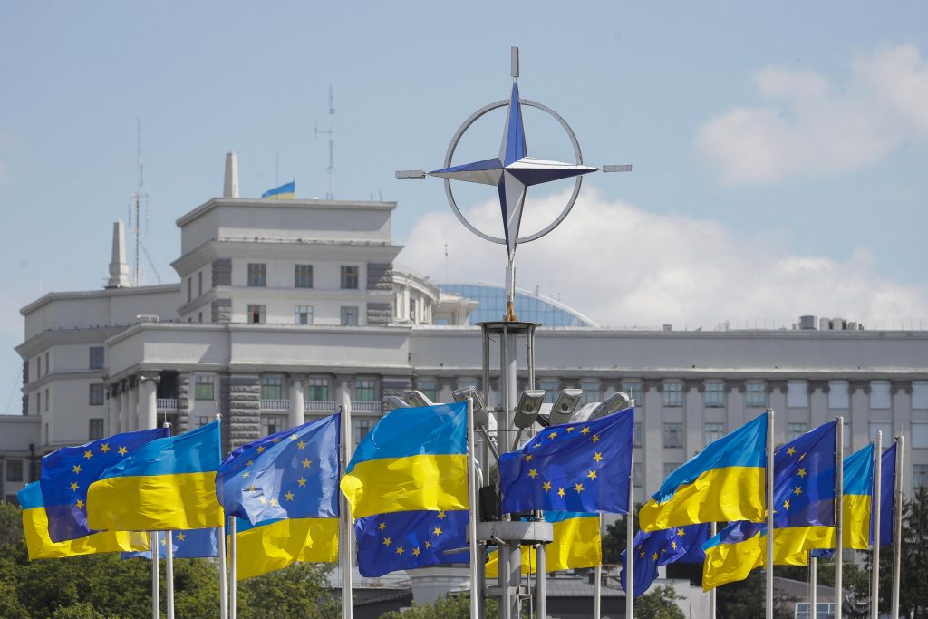 Nato ventila cessione dei territori ucraini, Kiev: “ridicolo”