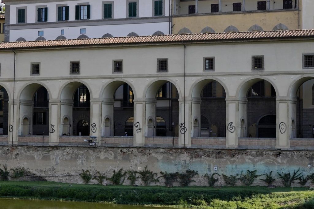 Imbrattato Corridoio Vasariano, identificati turisti tedeschi