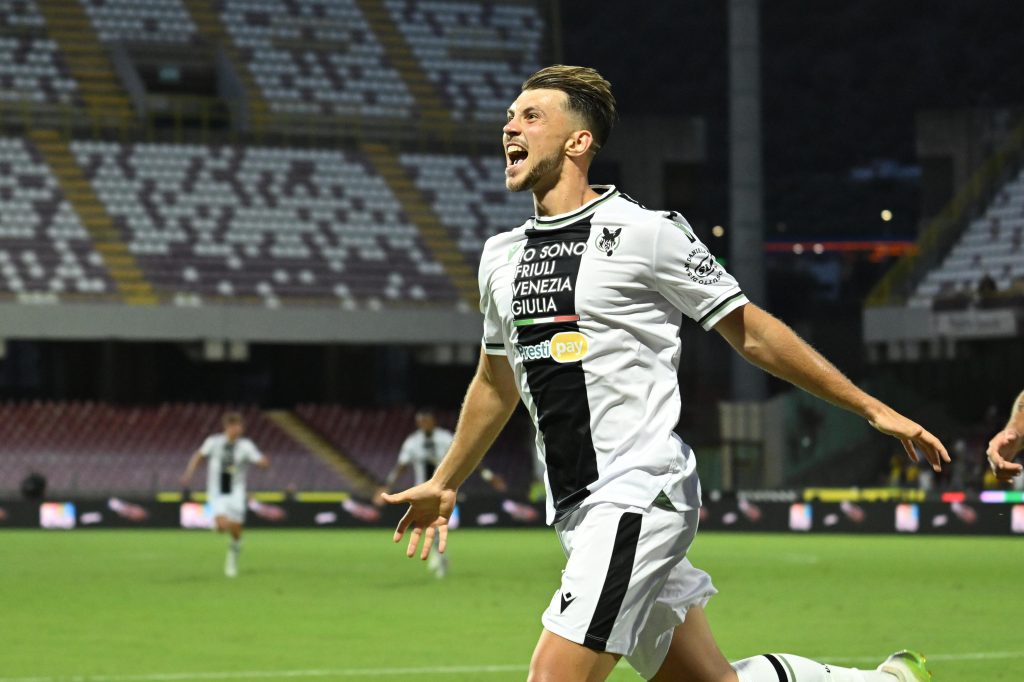 Serie A, Cagliari-Inter 0-2. Punteggio pieno per Inzaghi