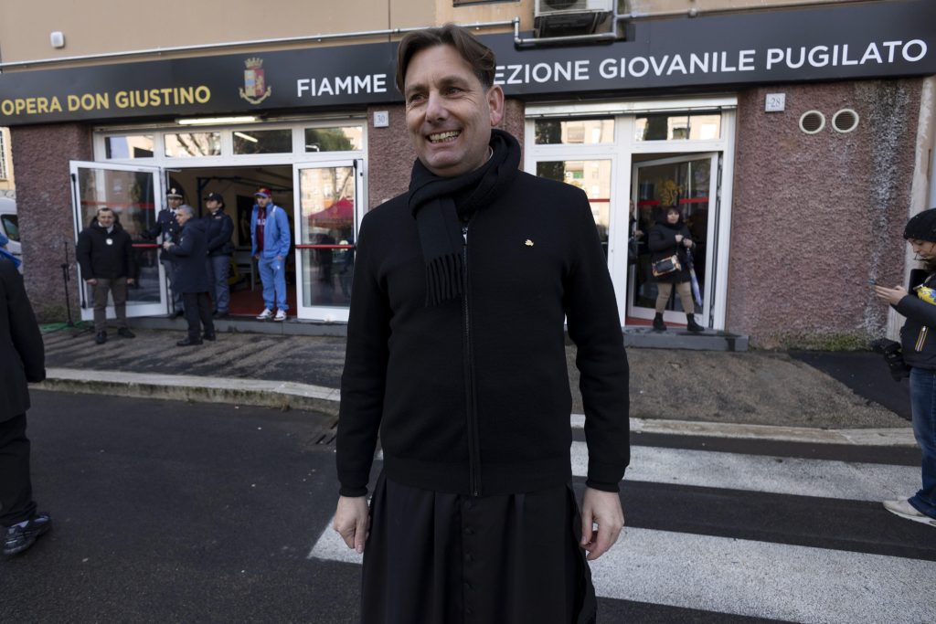 Don Coluccia incontra Meloni