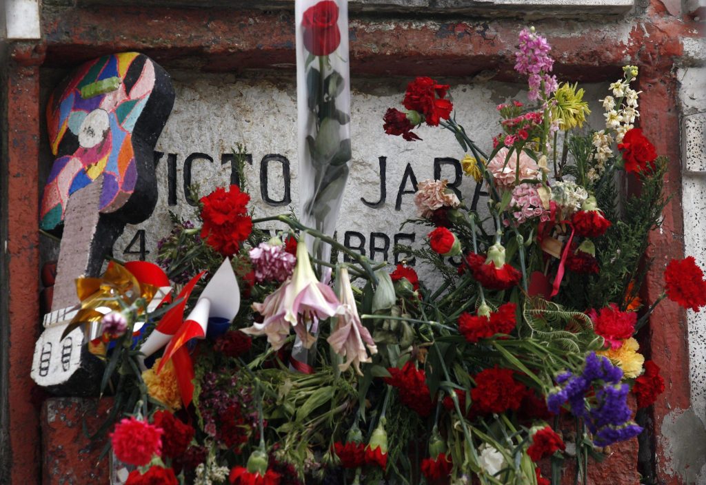 Cile, morto suicida generale condannato per omicidio di Victor Jara