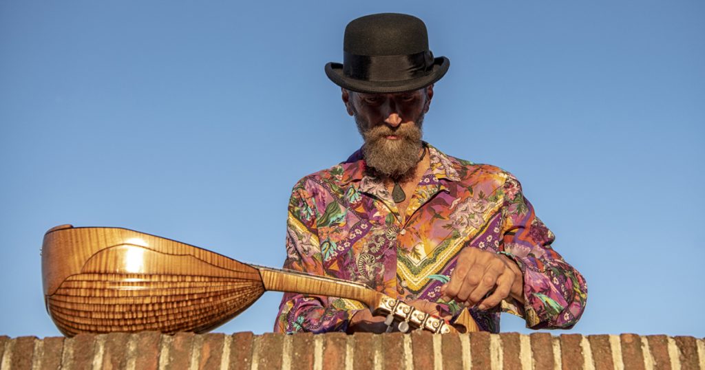 “Mandolini in Mostra”, l’Accademia Internazionale Italiana di Mandolino all’Acoustic Guitar Village