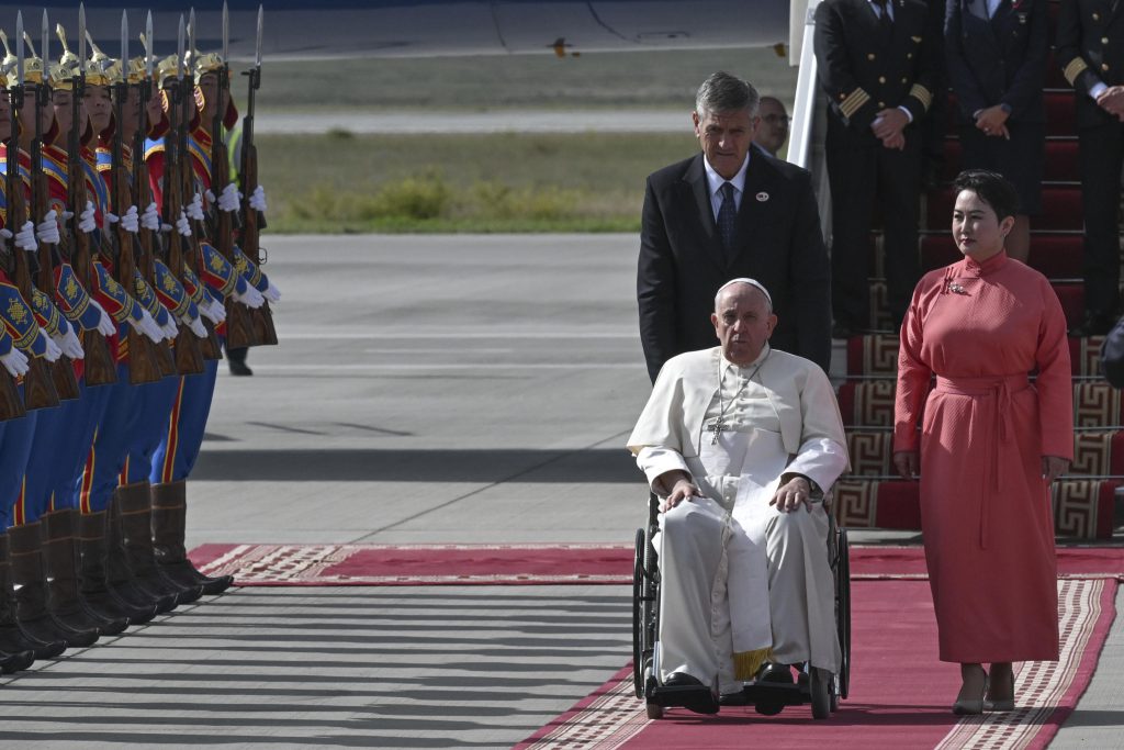 Il Papa sta meglio e dà udienza al presidente del Paraguay