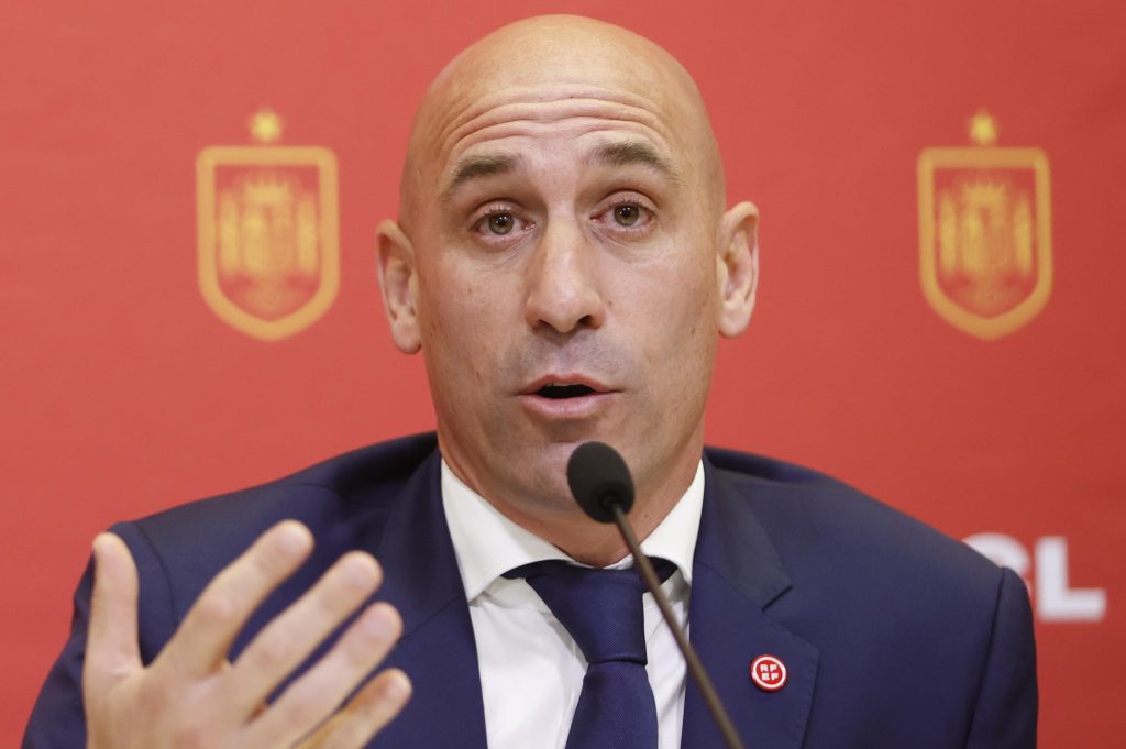 Bacio Rubiales, Hermoso denuncia presidente Federcalcio