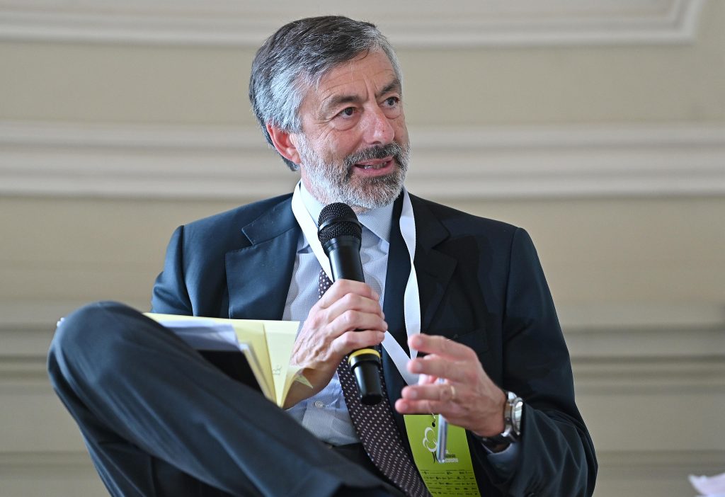 Tassa extraprofitti banche, Abi: “se si penalizza il settore effetto a cascata sull’economia”