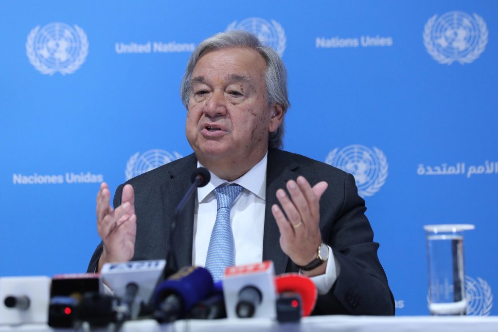 Flussi migratori, Guterres a Ue: “sforzi devono essere condivisi”