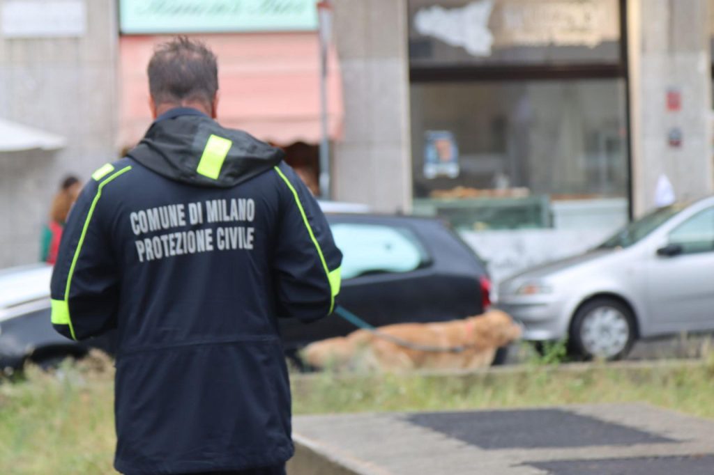 Maltempo a Milano, esonda il Seveso