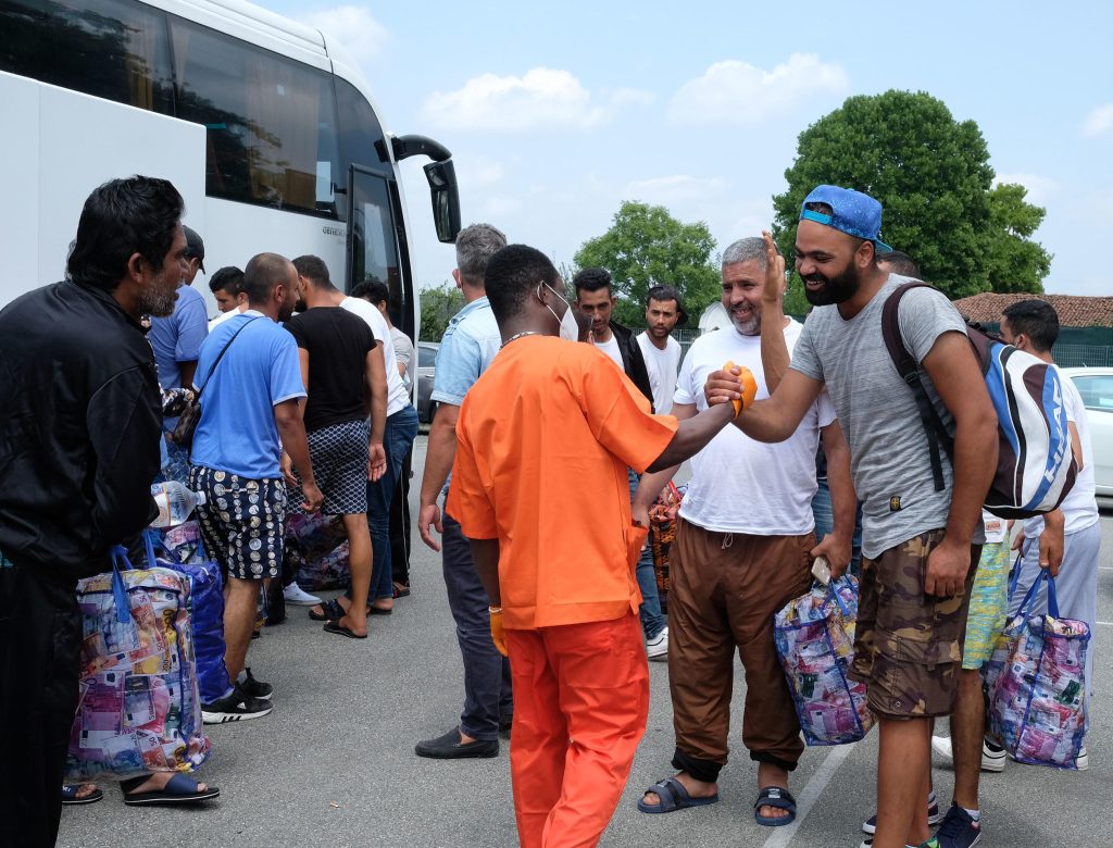 L’Ue non riesce a sciogliere il nodo migranti