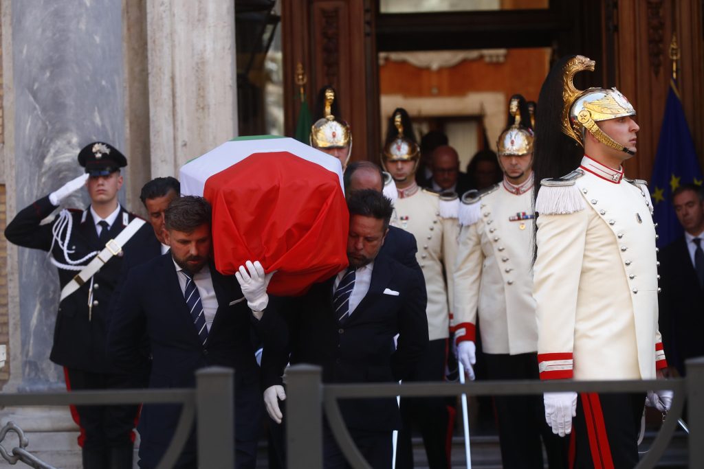 I funerali laici di Napolitano alla Camera