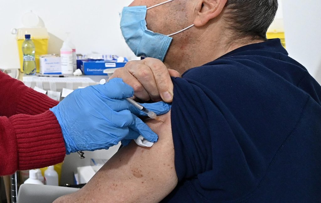 Al via la nuova campagna di vaccini anti-Covid