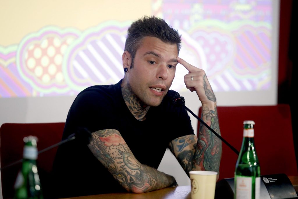 Nuova trasfusione di sangue per Fedez