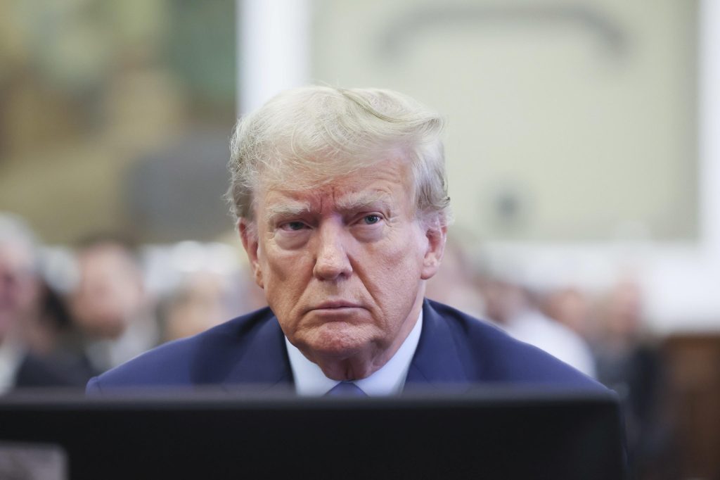 Trump e il piano sui migranti: ‘arresti e deportazioni’