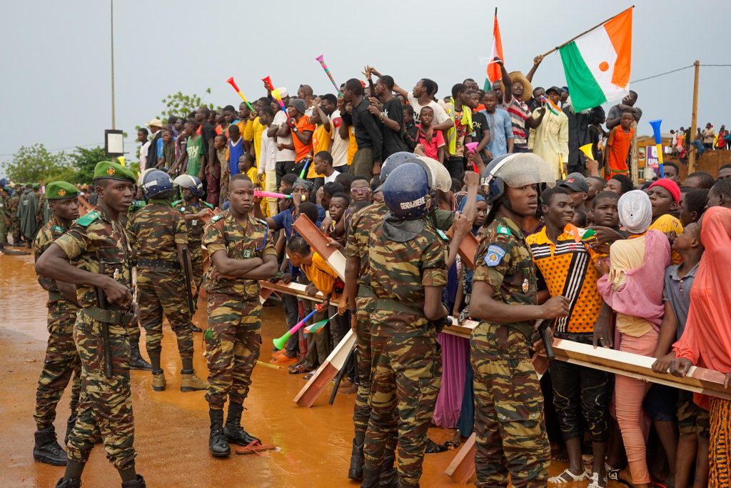 Niger, disposta liberazione di Salem Bazoum