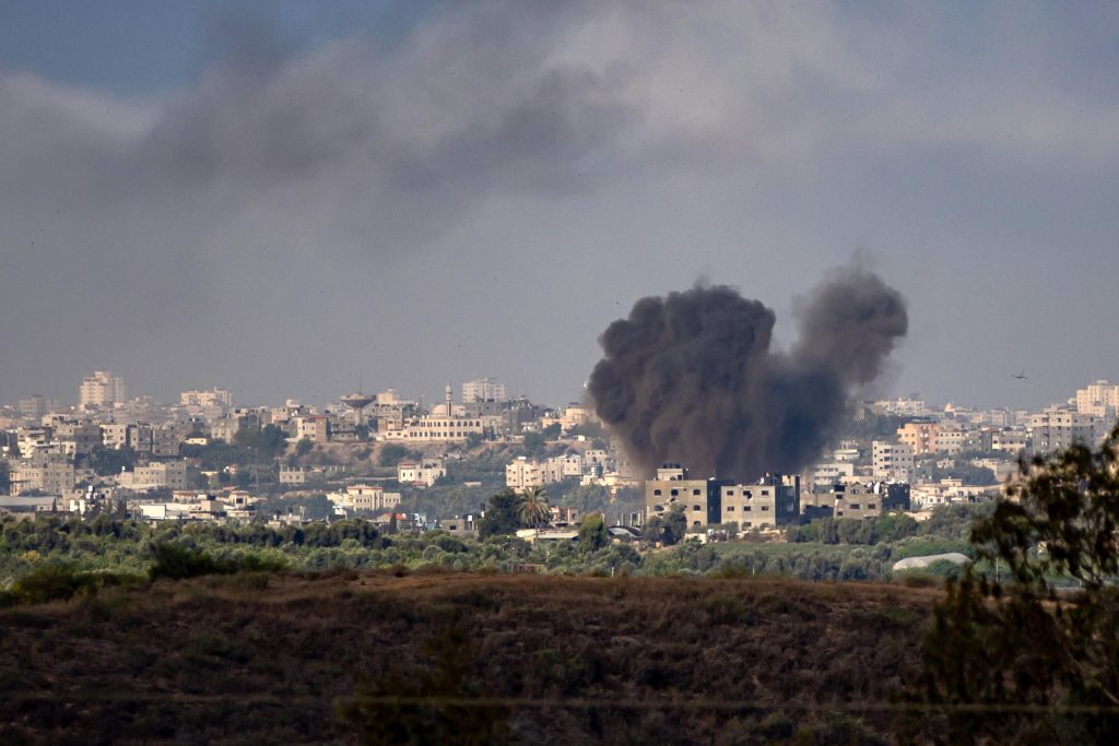 Raid su ospedale a Gaza, almeno 500 vittime